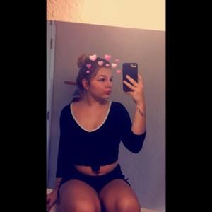 Meet your Posher, Raini